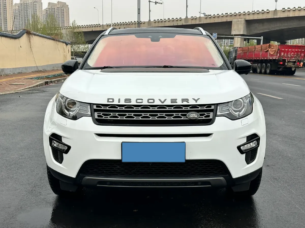 2018 Land Rover Discovery Sport 2.0T 241HP L4 9AT,autocango,china used car exporter,china ev exporter,chinese used car exporter,chinese used ev exporter
