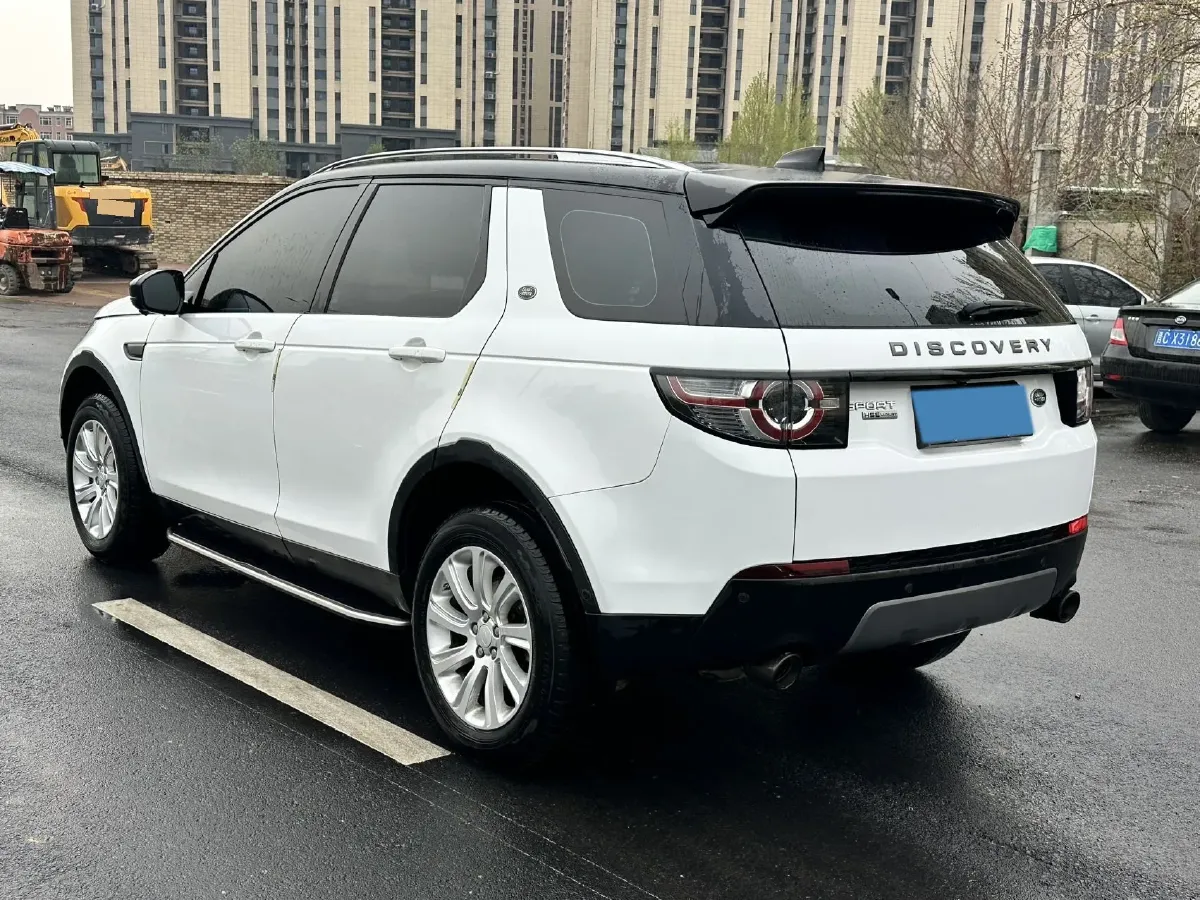 2018 Land Rover Discovery Sport 2.0T 241HP L4 9AT,autocango,china used car exporter,china ev exporter,chinese used car exporter,chinese used ev exporter