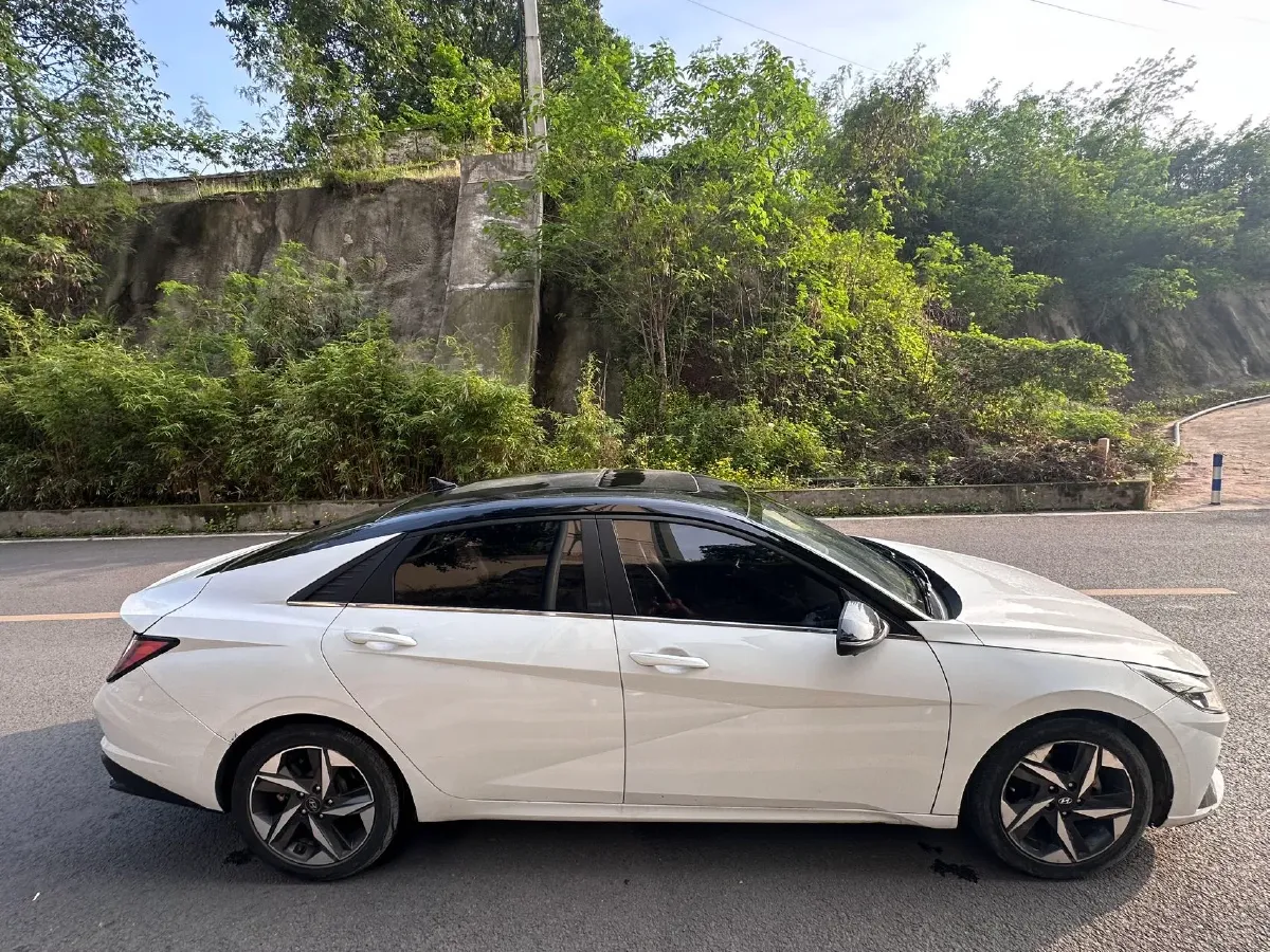 2021 Hyundai Elantra 1.5L 115HP L4 CVT,autocango,china used car exporter,china ev exporter,chinese used car exporter,chinese used ev exporter