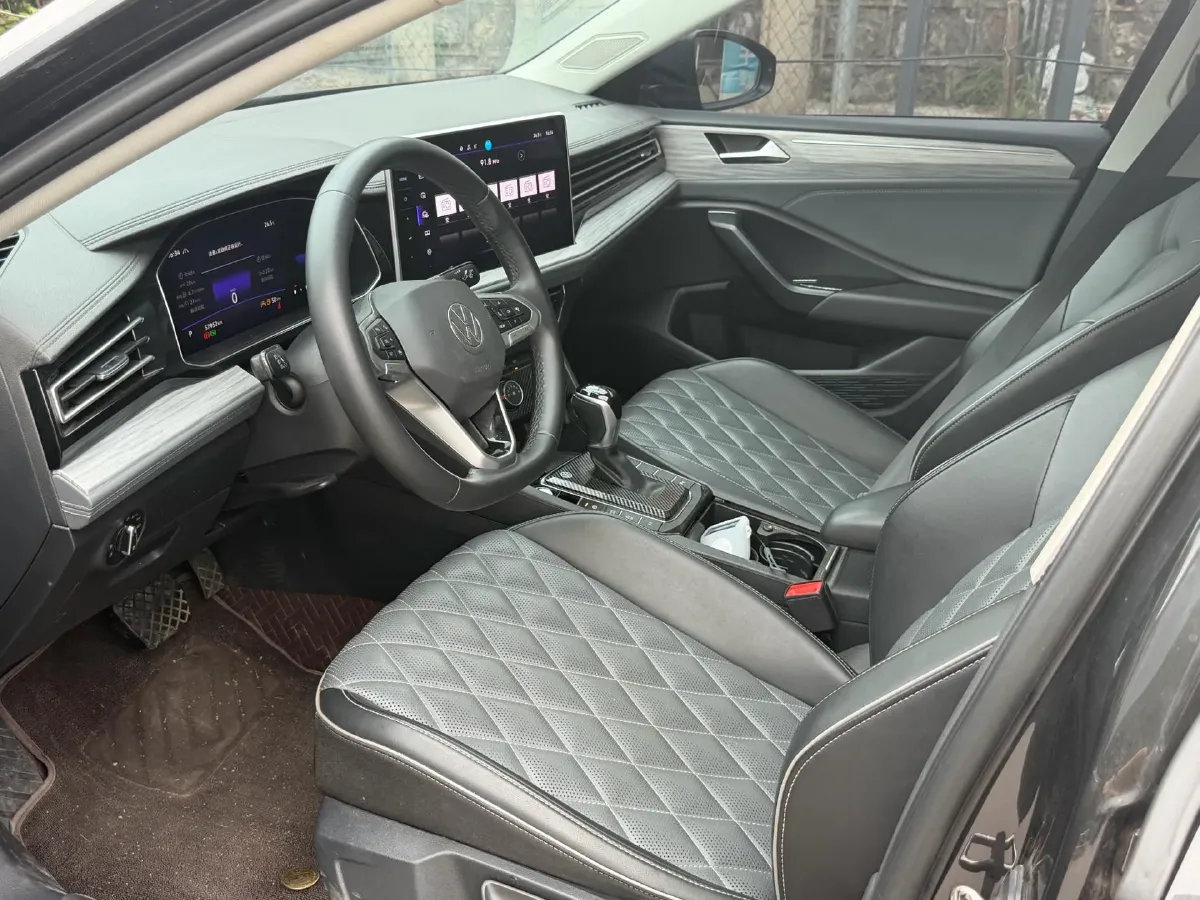 2023 Volkswagen Sagitar 1.5T 160HP L4 7DCT,autocango,china used car exporter,china ev exporter,chinese used car exporter,chinese used ev exporter