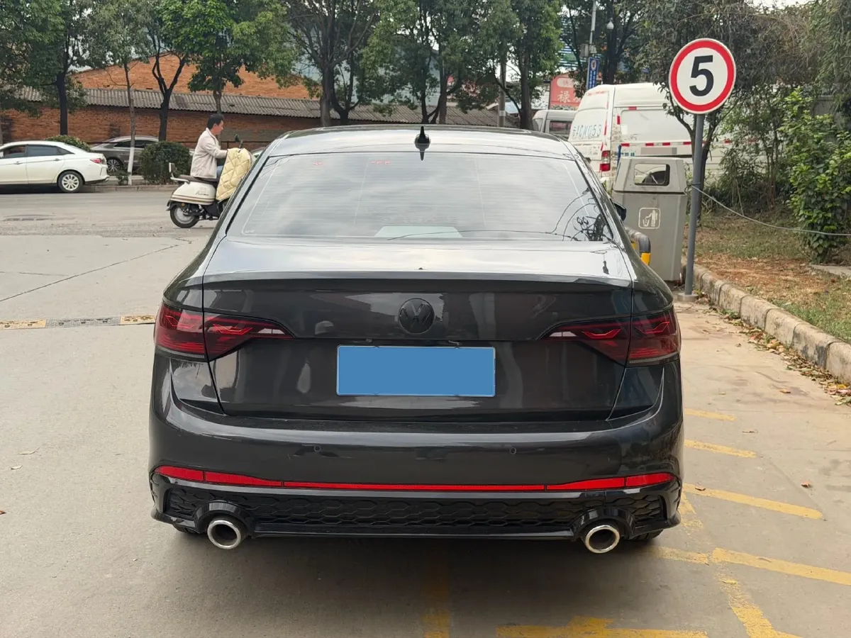 2023 Volkswagen Sagitar 1.5T 160HP L4 7DCT,autocango,china used car exporter,china ev exporter,chinese used car exporter,chinese used ev exporter