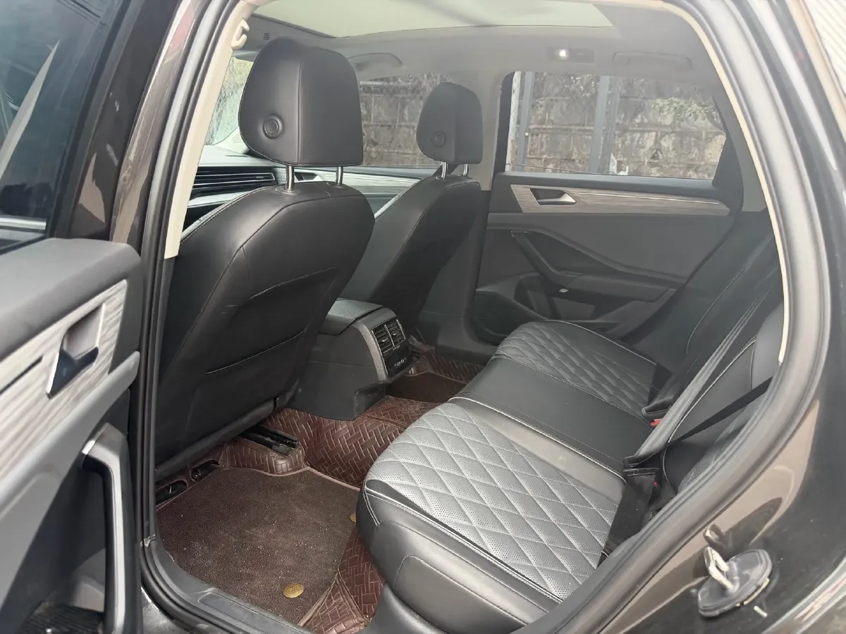 2023 Volkswagen Sagitar 1.5T 160HP L4 7DCT,autocango,china used car exporter,china ev exporter,chinese used car exporter,chinese used ev exporter