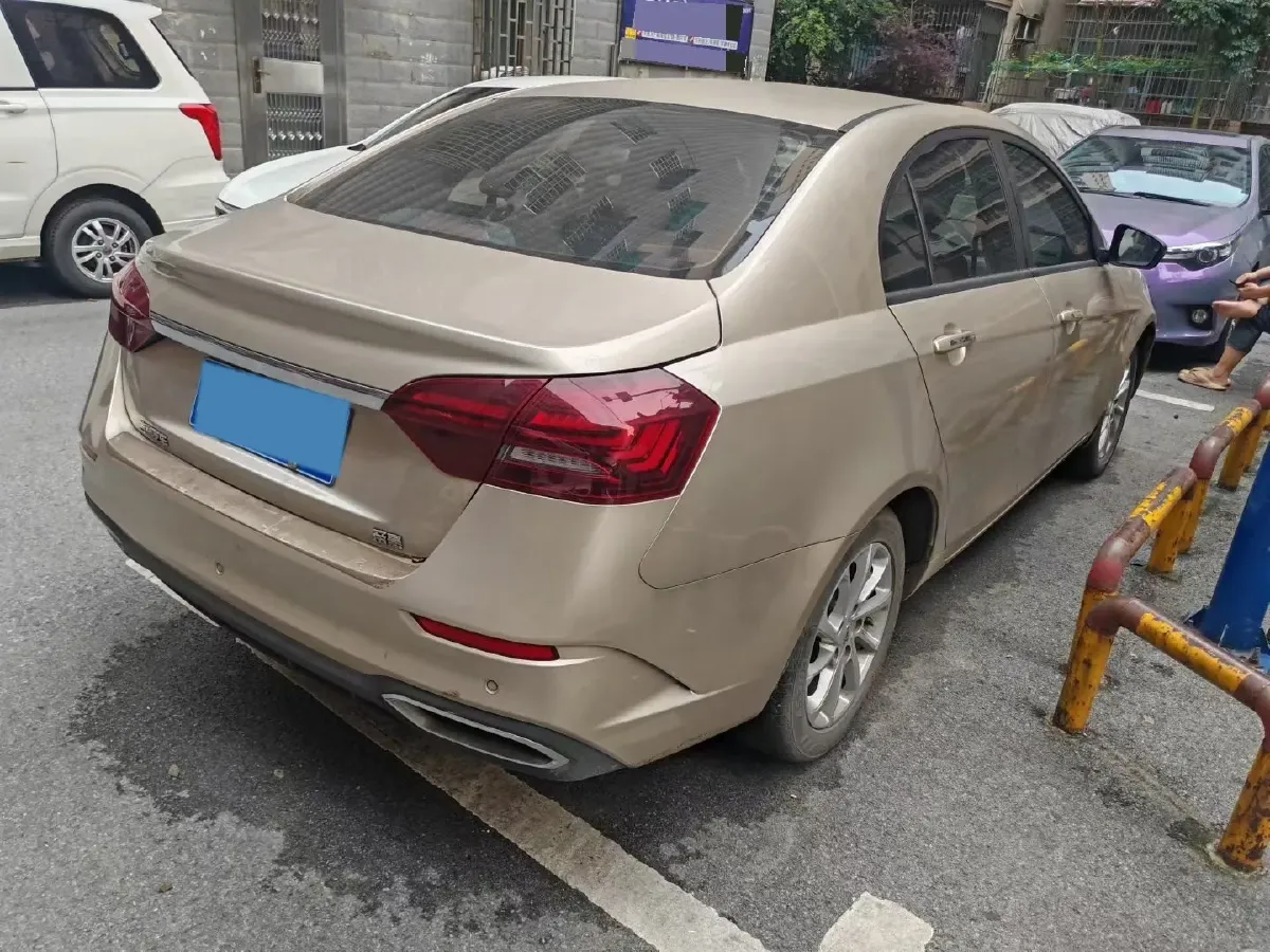 2020 Geely Emgrand 1.5L 109HP L4 5MT,autocango,china used car exporter,china ev exporter,chinese used car exporter,chinese used ev exporter