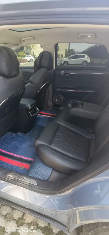 2021 Voyah FREE Range Extended 109HP REEV 33KWH,autocango,china used car exporter,china ev exporter,chinese used car exporter,chinese used ev exporter