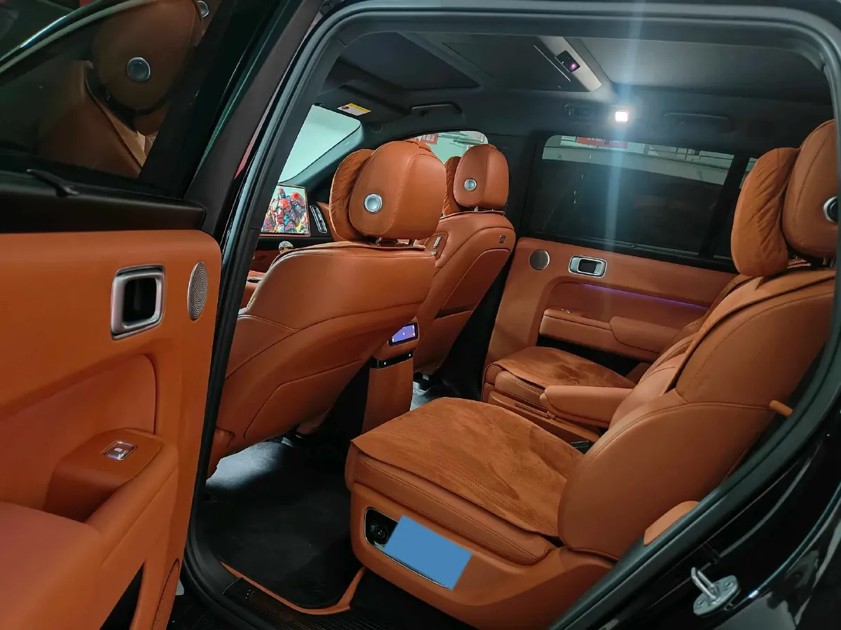 2024 Land Rover Range Rover Evoque 1.5T 200HP L3 8AT PHEV 15.5KWH,autocango,china used car exporter,china ev exporter,chinese used car exporter,chinese used ev exporter