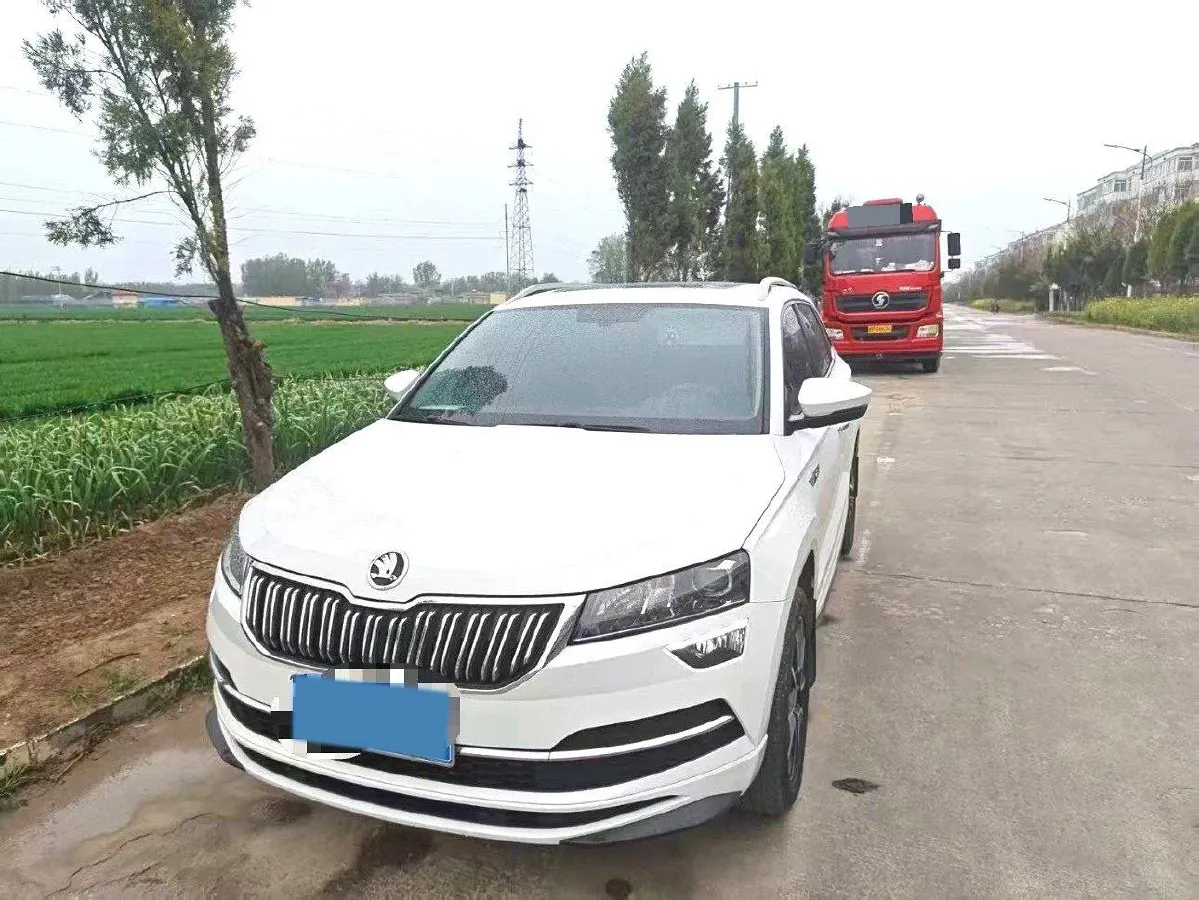 2022 Skoda Karoq 1.4T 150HP L4 7DCT,autocango,china used car exporter,china ev exporter,chinese used car exporter,chinese used ev exporter