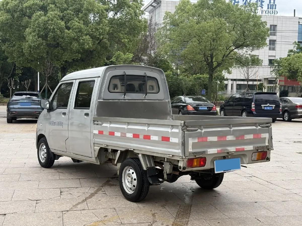 2020 WuLing ZhiGuang Mini Truck 1.2L 76HP L4 5MT,autocango,china used car exporter,china ev exporter,chinese used car exporter,chinese used ev exporter