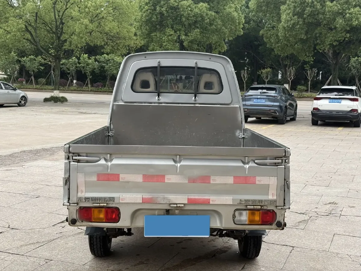 2020 WuLing ZhiGuang Mini Truck 1.2L 76HP L4 5MT,autocango,china used car exporter,china ev exporter,chinese used car exporter,chinese used ev exporter