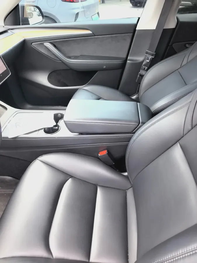 2021 MINI COUNTRYMAN 1.5T 136HP L3 8AT,autocango,china used car exporter,china ev exporter,chinese used car exporter,chinese used ev exporter