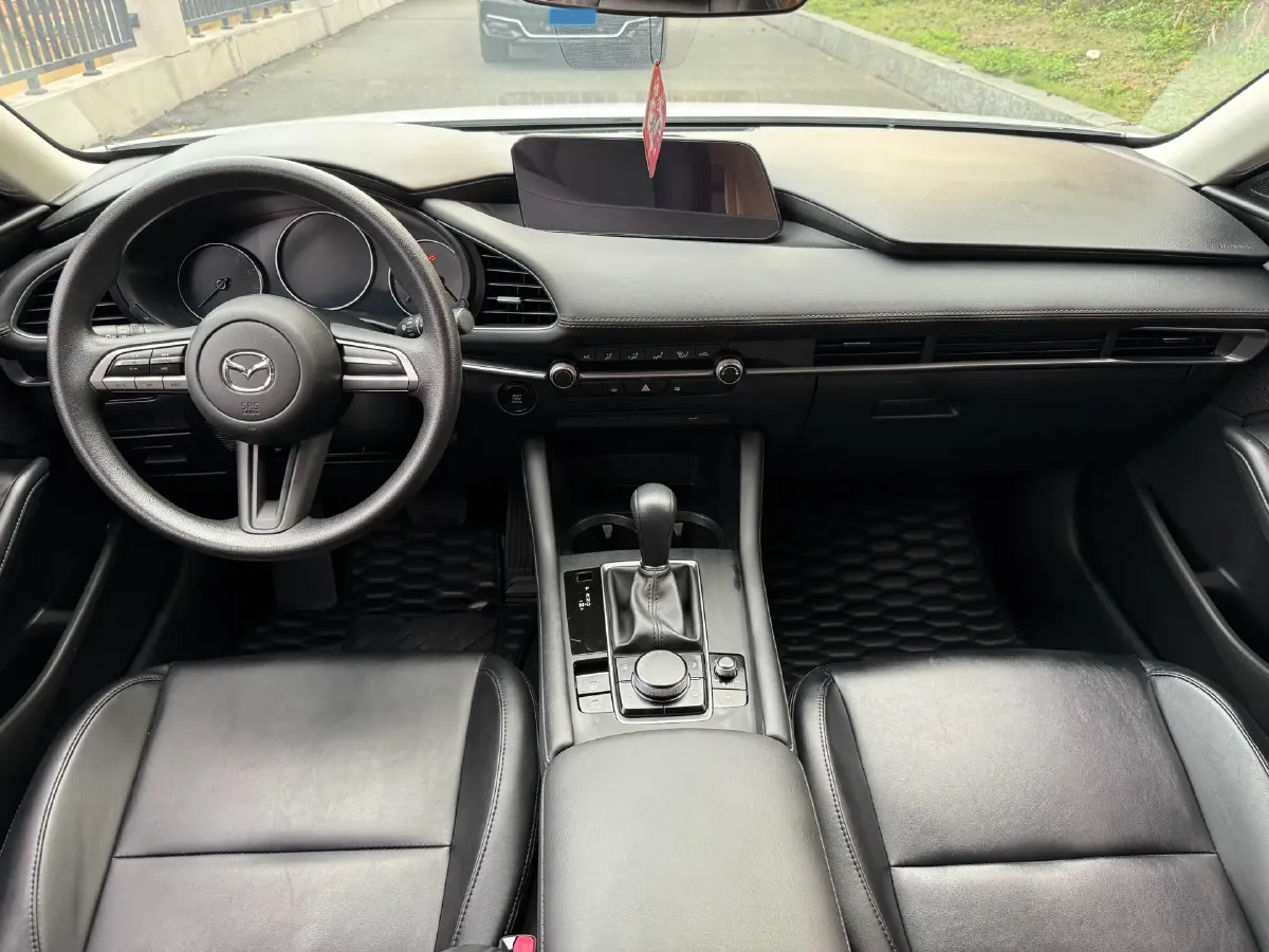 2022 Mazda 3 Axela 2.0L 158HP L4 6AT,autocango,china used car exporter,china ev exporter,chinese used car exporter,chinese used ev exporter
