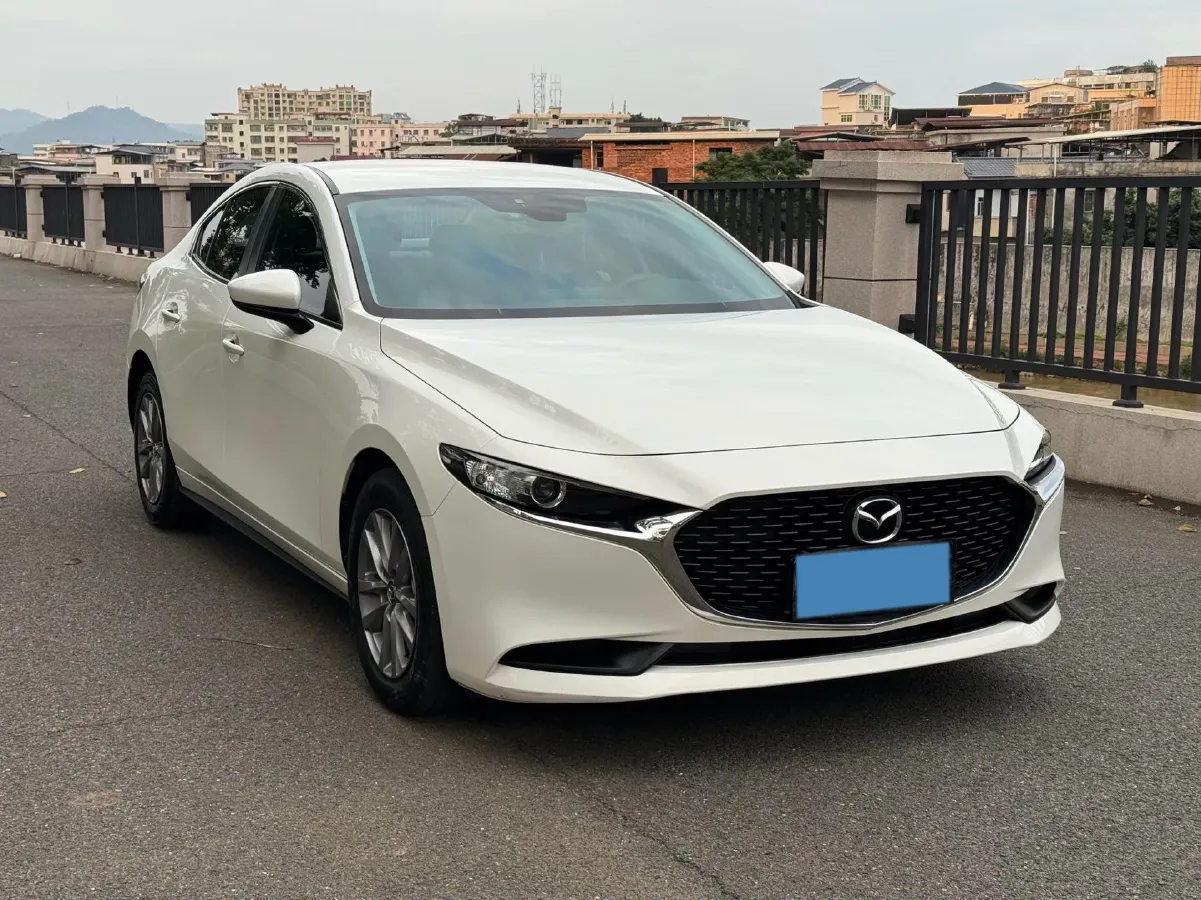 2022 Mazda 3 Axela 2.0L 158HP L4 6AT,autocango,china used car exporter,china ev exporter,chinese used car exporter,chinese used ev exporter