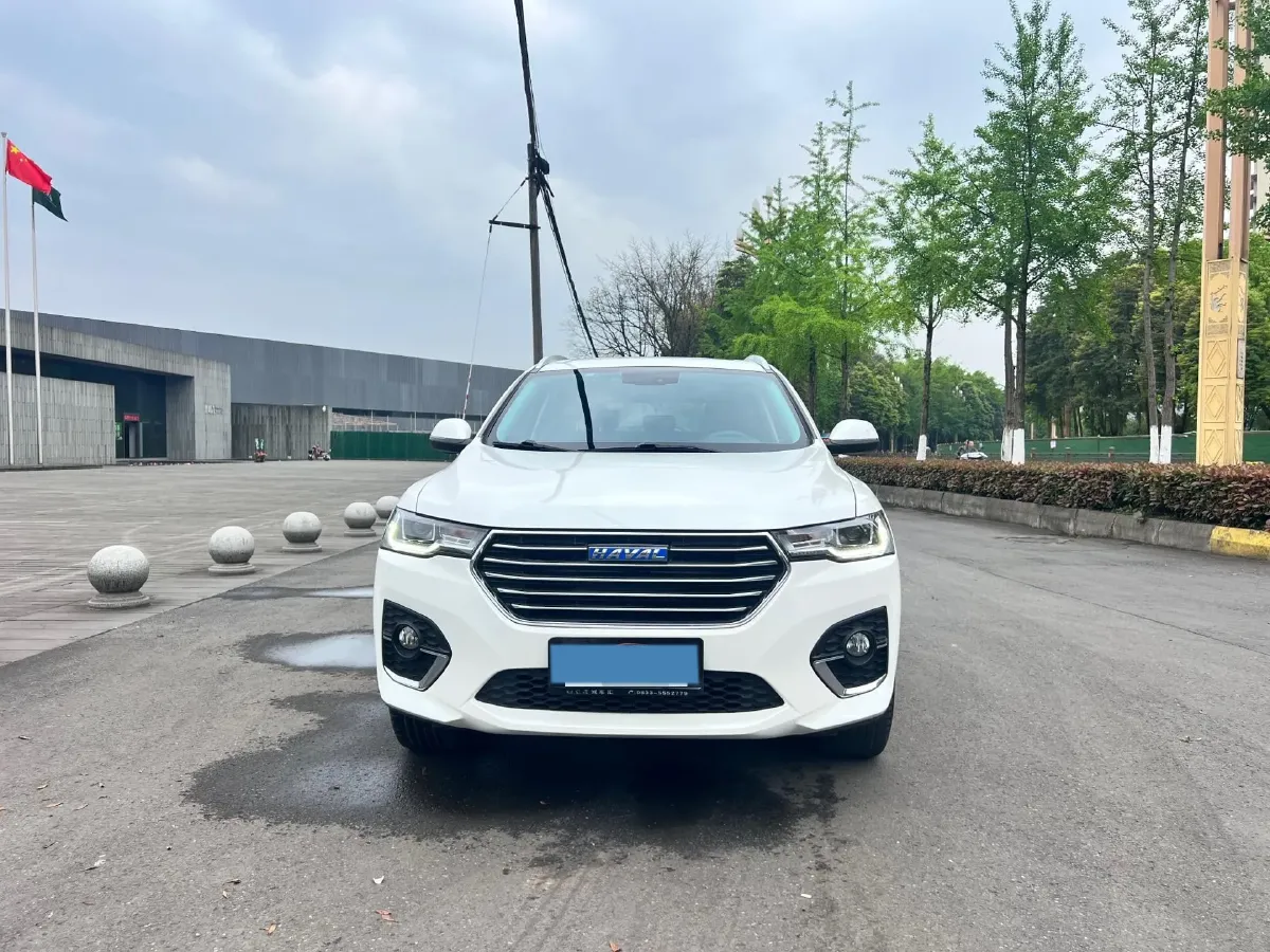 2018 Haval H4 1.5T 169HP L4 7DCT,autocango,china used car exporter,china ev exporter,chinese used car exporter,chinese used ev exporter