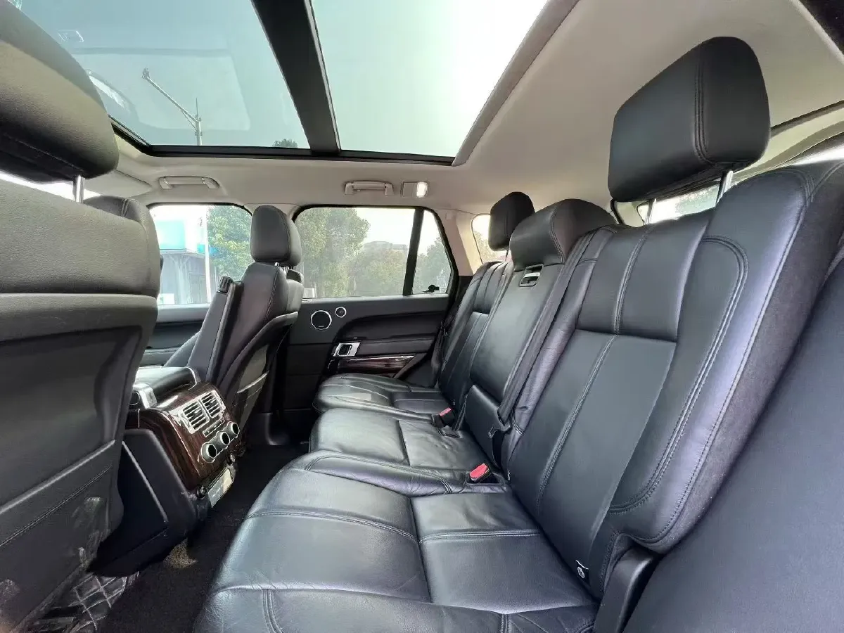 2016 Land Rover Range Rover Evoque 2.0T 241HP L4 9AT,autocango,china used car exporter,china ev exporter,chinese used car exporter,chinese used ev exporter