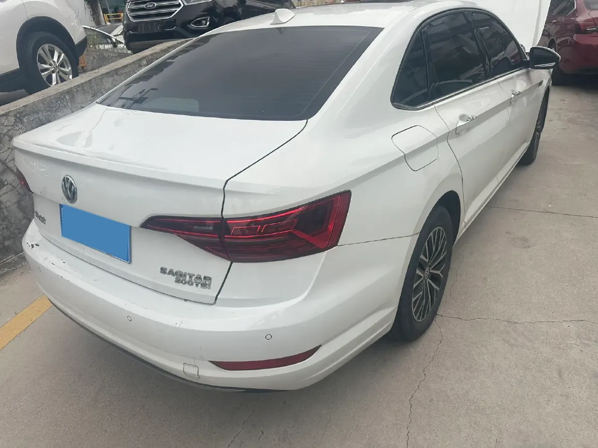 2019 Jeep Renegade 1.3T 173HP L4 7DCT,autocango,china used car exporter,china ev exporter,chinese used car exporter,chinese used ev exporter