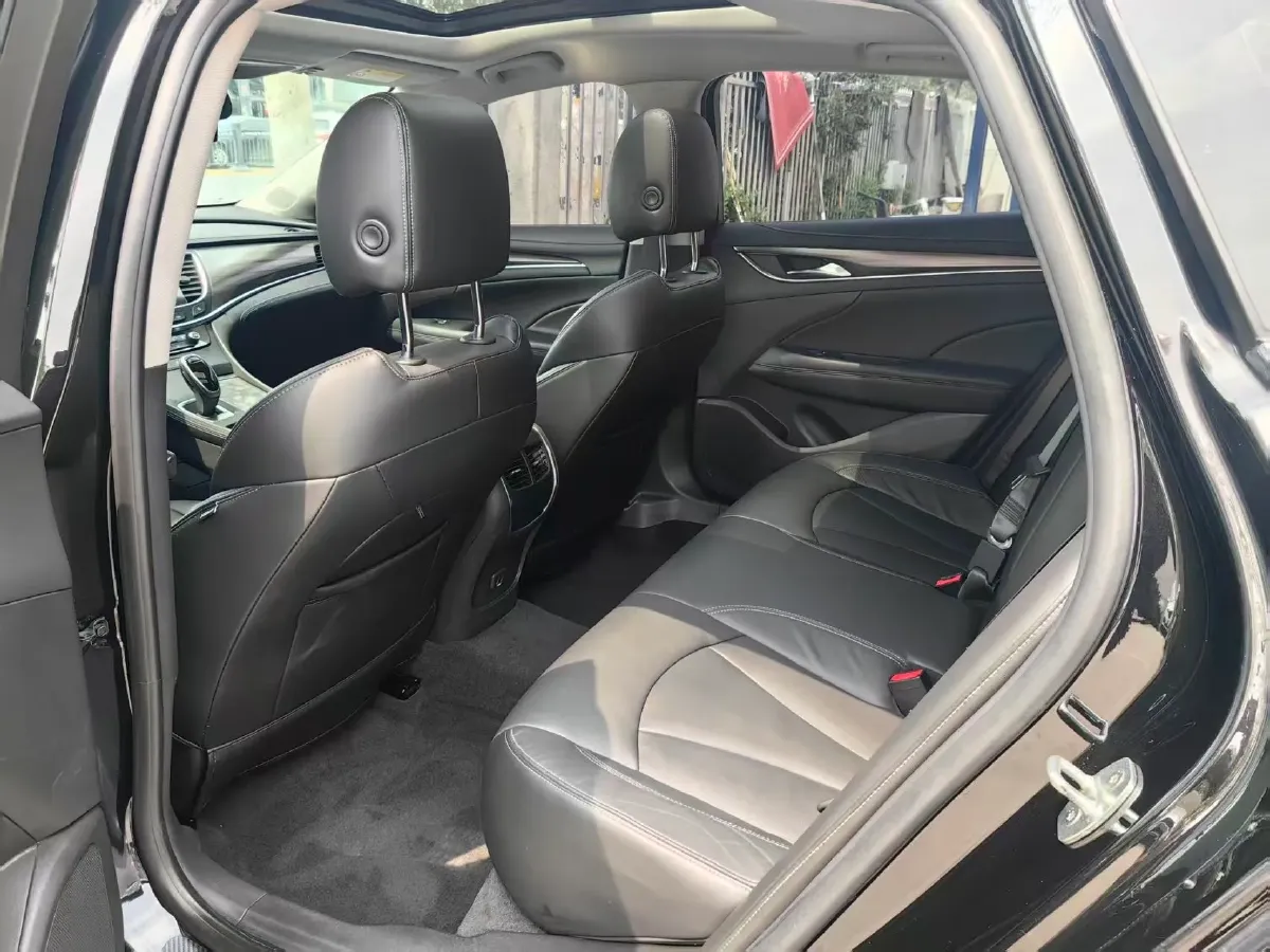 2021 Buick Larcosse 2.0T 237HP L4 9AT,autocango,china used car exporter,china ev exporter,chinese used car exporter,chinese used ev exporter