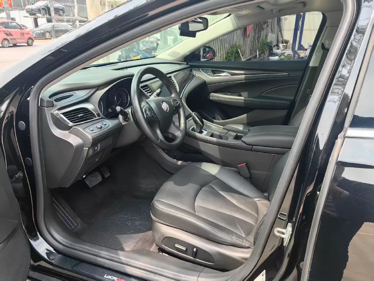 2021 Buick Larcosse 2.0T 237HP L4 9AT,autocango,china used car exporter,china ev exporter,chinese used car exporter,chinese used ev exporter