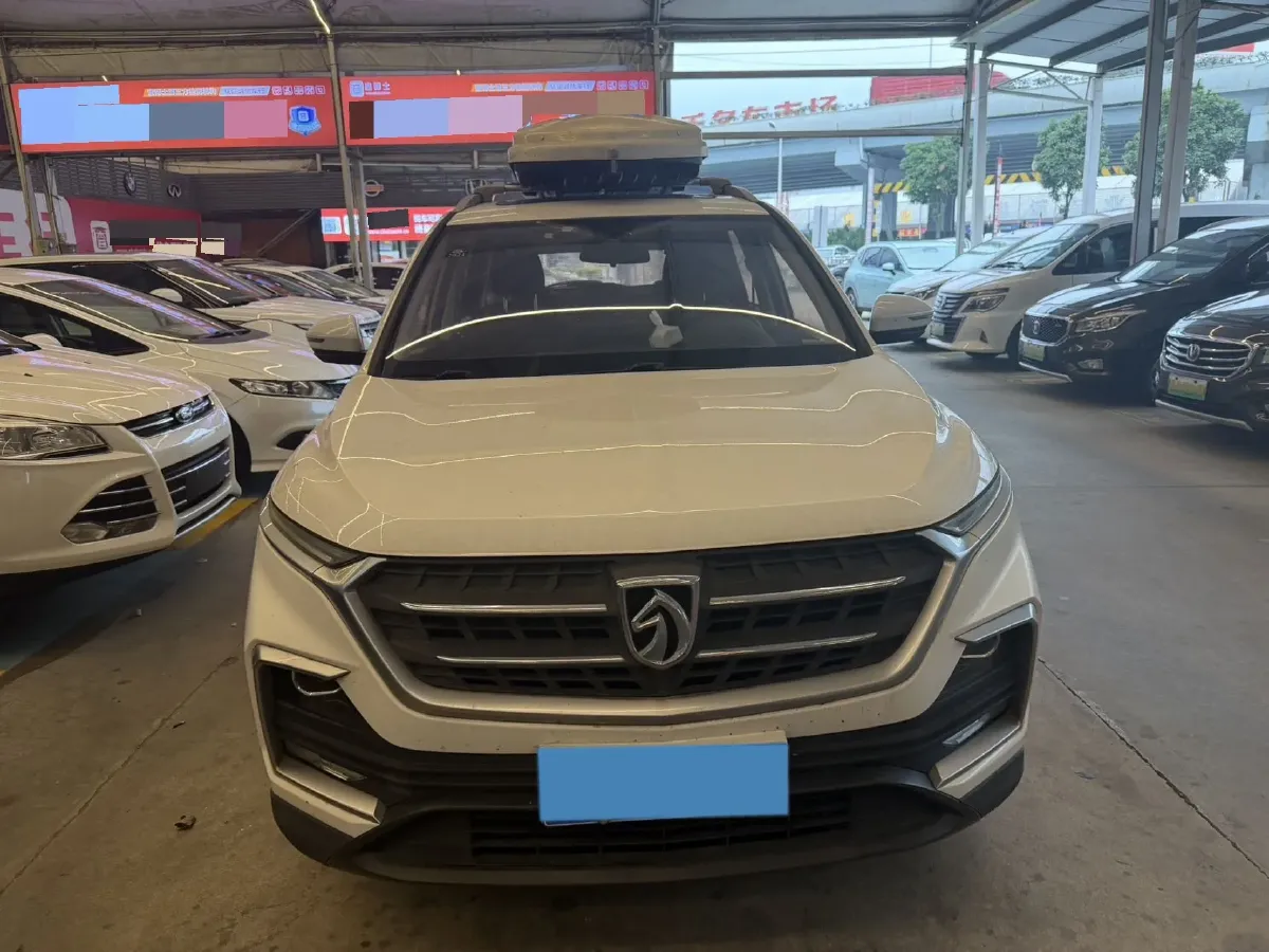 2019 BaoJun 530 1.5T 151HP L4 CVT,autocango,china used car exporter,china ev exporter,chinese used car exporter,chinese used ev exporter
