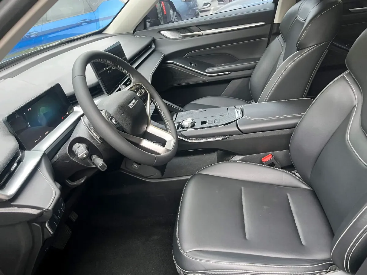 2021 Haval H6 1.5T 169HP L4 7DCT,autocango,china used car exporter,china ev exporter,chinese used car exporter,chinese used ev exporter