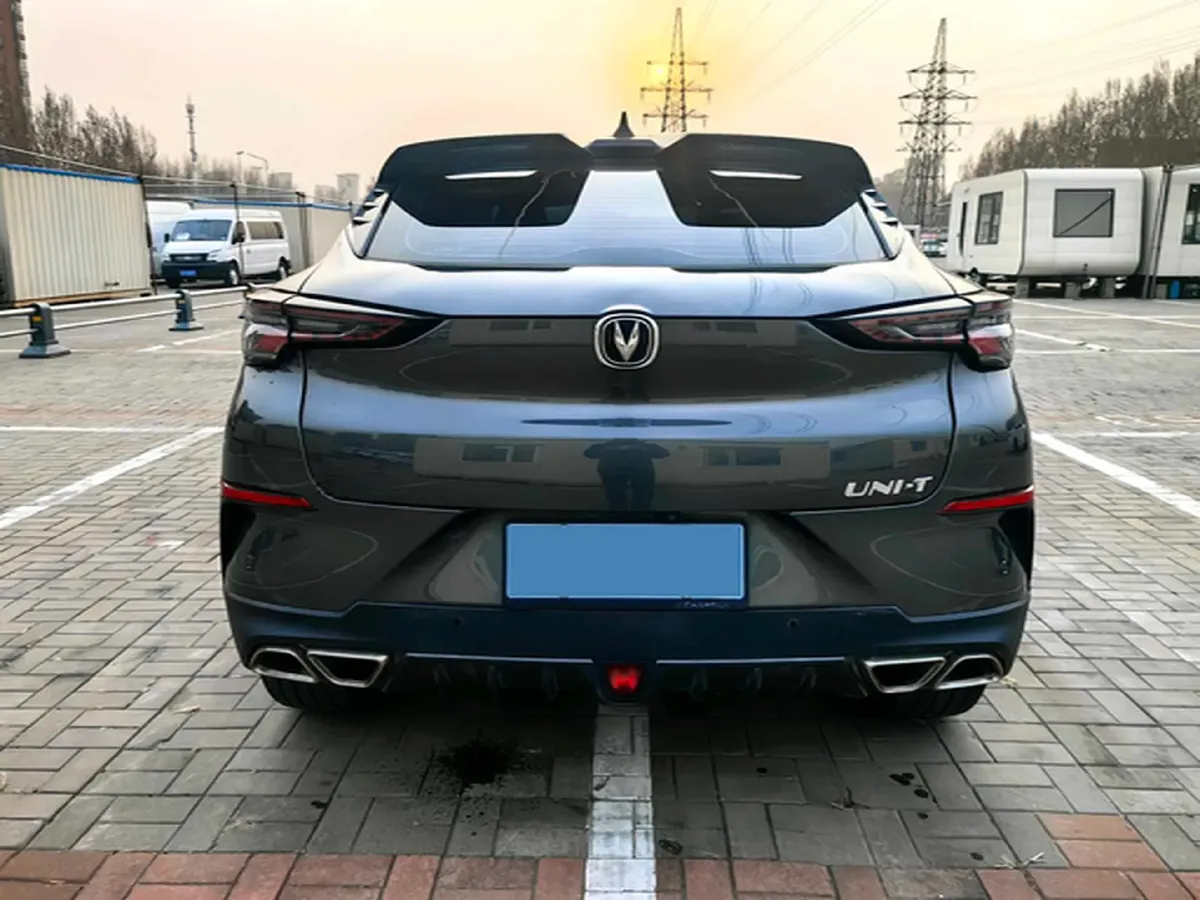 2020 ChangAn UNI-T 1.5T 180HP L4 7DCT,autocango,china used car exporter,china ev exporter,chinese used car exporter,chinese used ev exporter