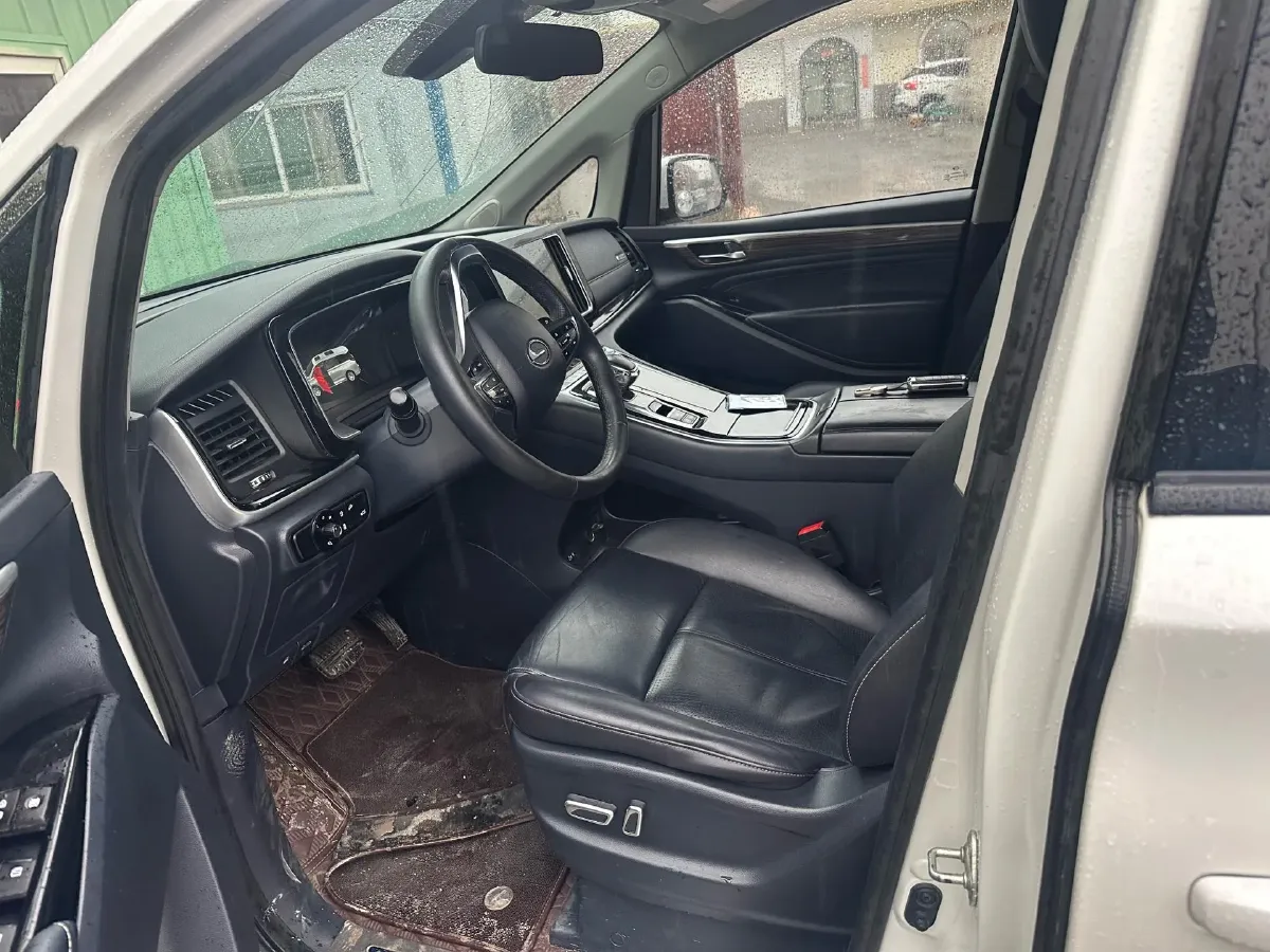 2021 GAC Trumpchi M8 2.0T 252HP L4 8AT,autocango,china used car exporter,china ev exporter,chinese used car exporter,chinese used ev exporter