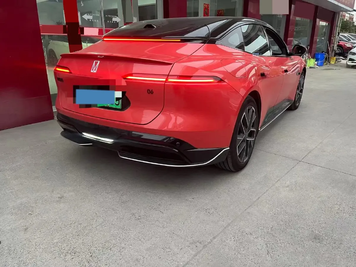 2025 Avatr 06 REEV 156HP REEV,autocango,china used car exporter,china ev exporter,chinese used car exporter,chinese used ev exporter