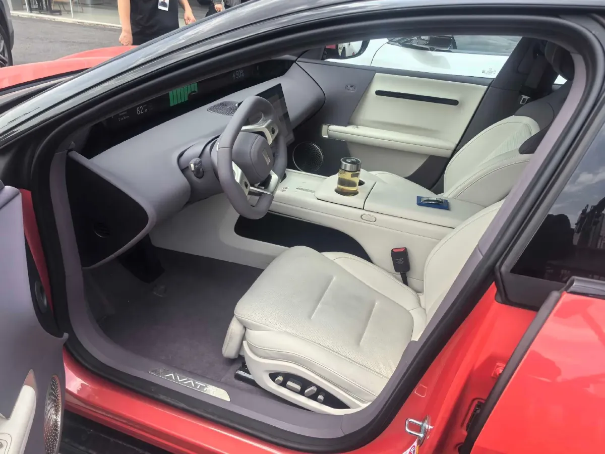 2025 Avatr 06 REEV 156HP REEV,autocango,china used car exporter,china ev exporter,chinese used car exporter,chinese used ev exporter