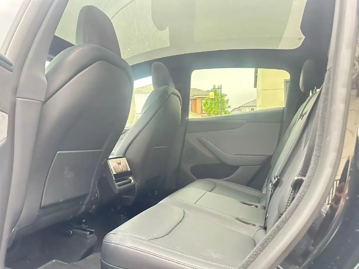 2026 Tesla Model Y BEV,autocango,china used car exporter,china ev exporter,chinese used car exporter,chinese used ev exporter