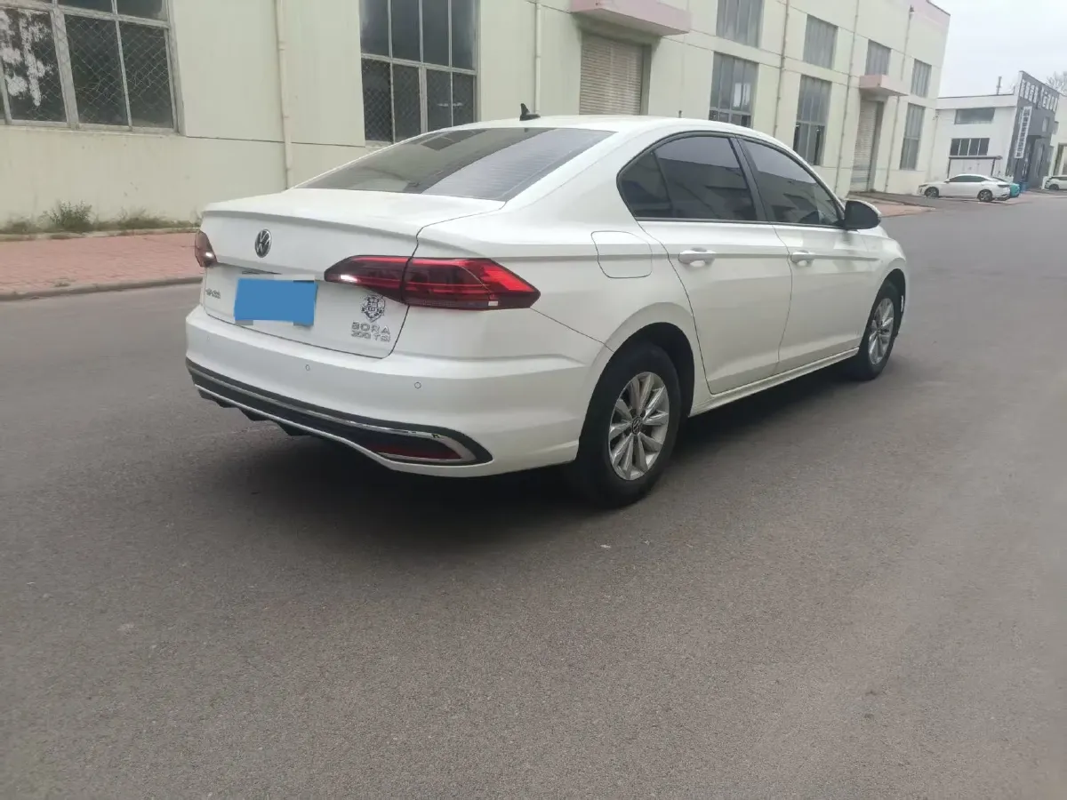 2023 Volkswagen Bora 1.2T 116HP L4 7DCT,autocango,china used car exporter,china ev exporter,chinese used car exporter,chinese used ev exporter