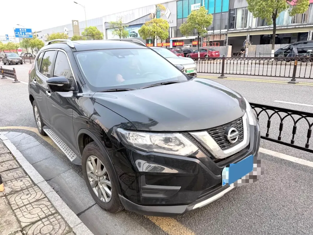 2023 Nissan X-Trail 2.0L 151HP L4 CVT,autocango,china used car exporter,china ev exporter,chinese used car exporter,chinese used ev exporter