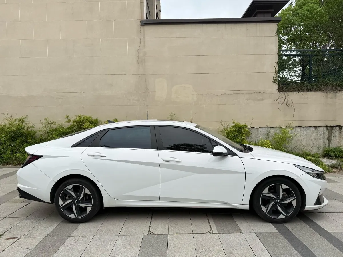 2021 Hyundai Elantra 1.5L 115HP L4 CVT,autocango,china used car exporter,china ev exporter,chinese used car exporter,chinese used ev exporter