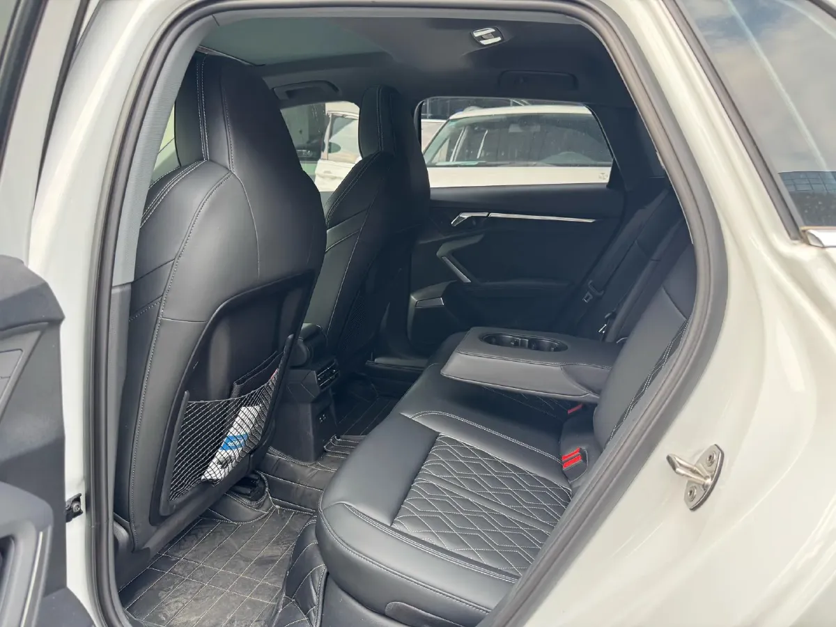 2025 Audi A3 1.5T 160HP L4 7DCT,autocango,china used car exporter,china ev exporter,chinese used car exporter,chinese used ev exporter