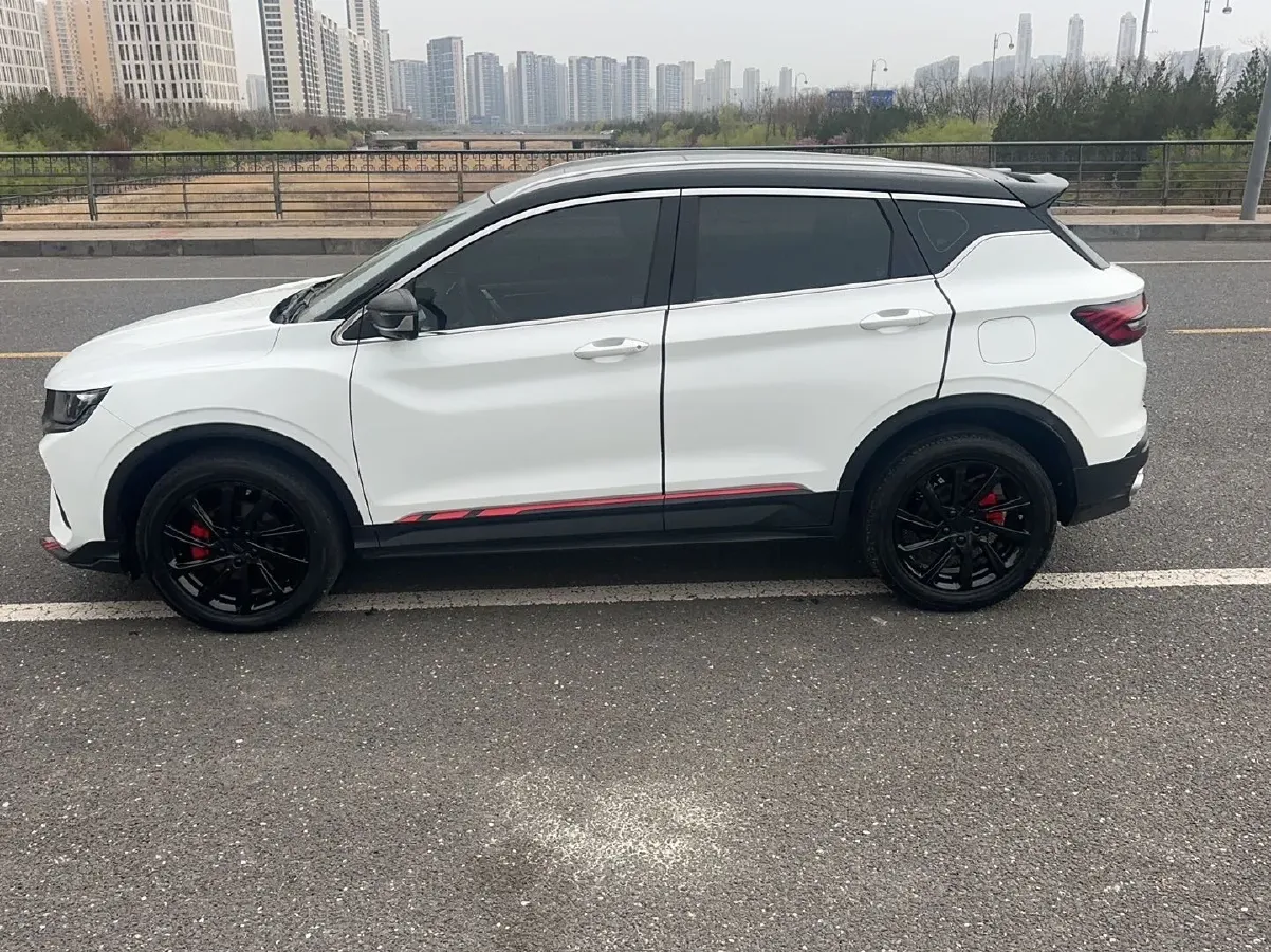 2023 Geely Coolray 1.5T 181HP L4 7DCT,autocango,china used car exporter,china ev exporter,chinese used car exporter,chinese used ev exporter