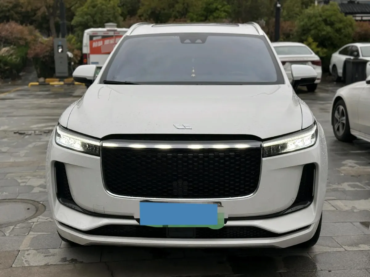 2020 Li ONE Range Extended 131HP REEV 40.5KWH,autocango,china used car exporter,china ev exporter,chinese used car exporter,chinese used ev exporter