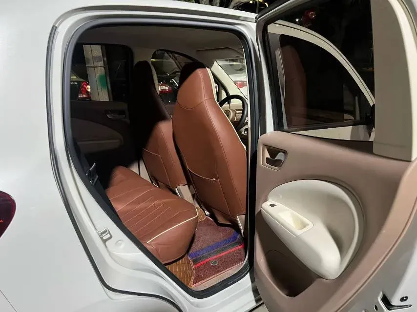 2025 WuLing HongGuang MINI EV BEV 16.2KWH,autocango,china used car exporter,china ev exporter,chinese used car exporter,chinese used ev exporter