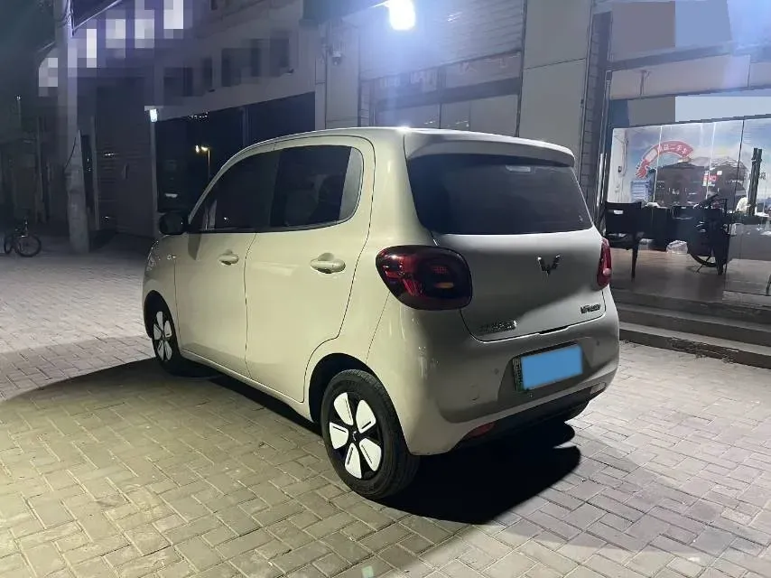 2025 WuLing HongGuang MINI EV BEV 16.2KWH,autocango,china used car exporter,china ev exporter,chinese used car exporter,chinese used ev exporter