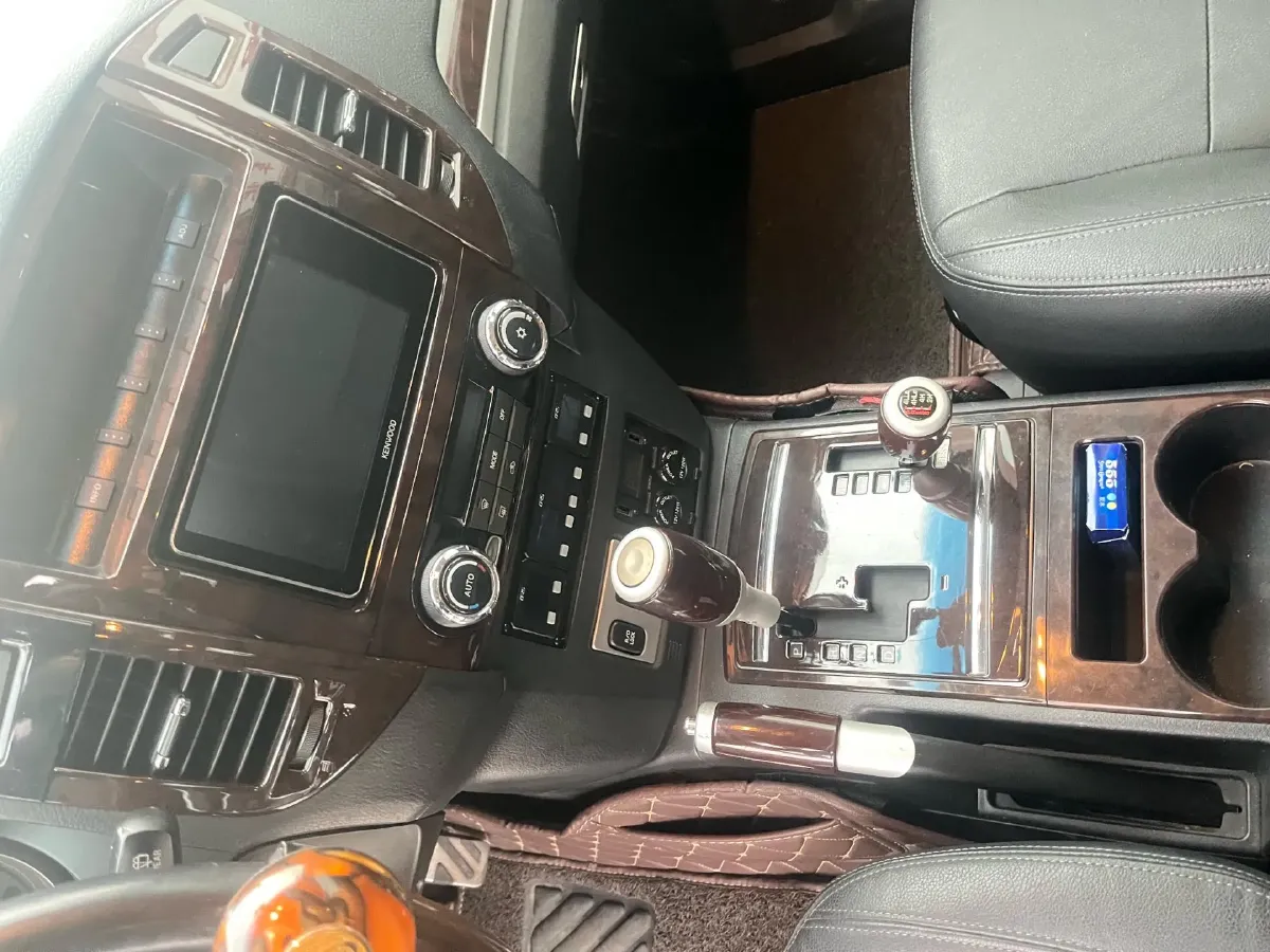 2017 YuTong T7 2.8T 143HP L4 6MT,autocango,china used car exporter,china ev exporter,chinese used car exporter,chinese used ev exporter