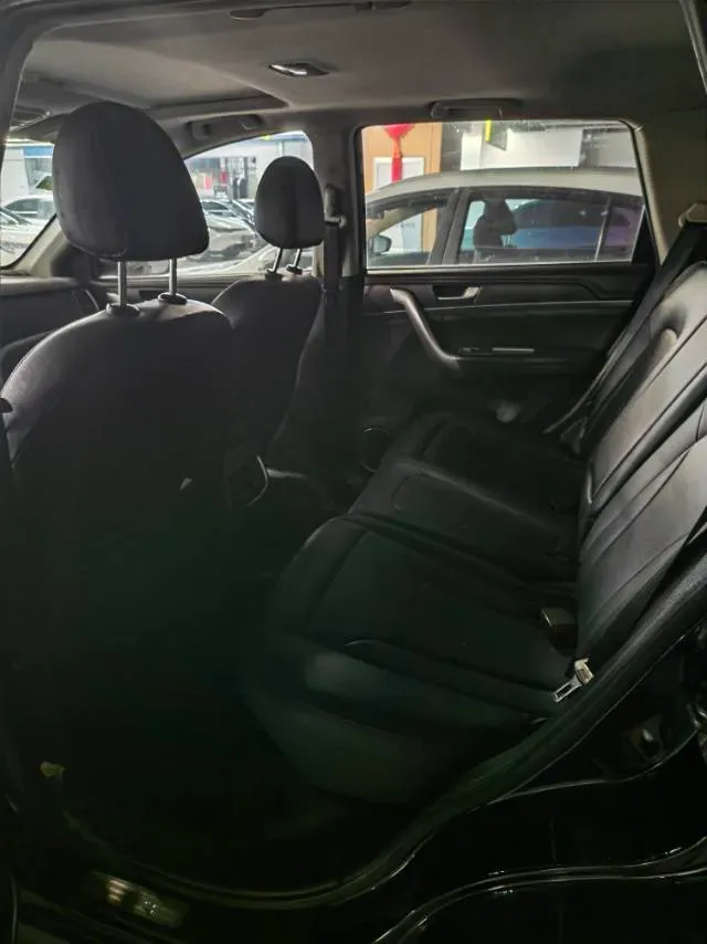 2018 Haval M6 1.5T 150HP L4 7DCT,autocango,china used car exporter,china ev exporter,chinese used car exporter,chinese used ev exporter