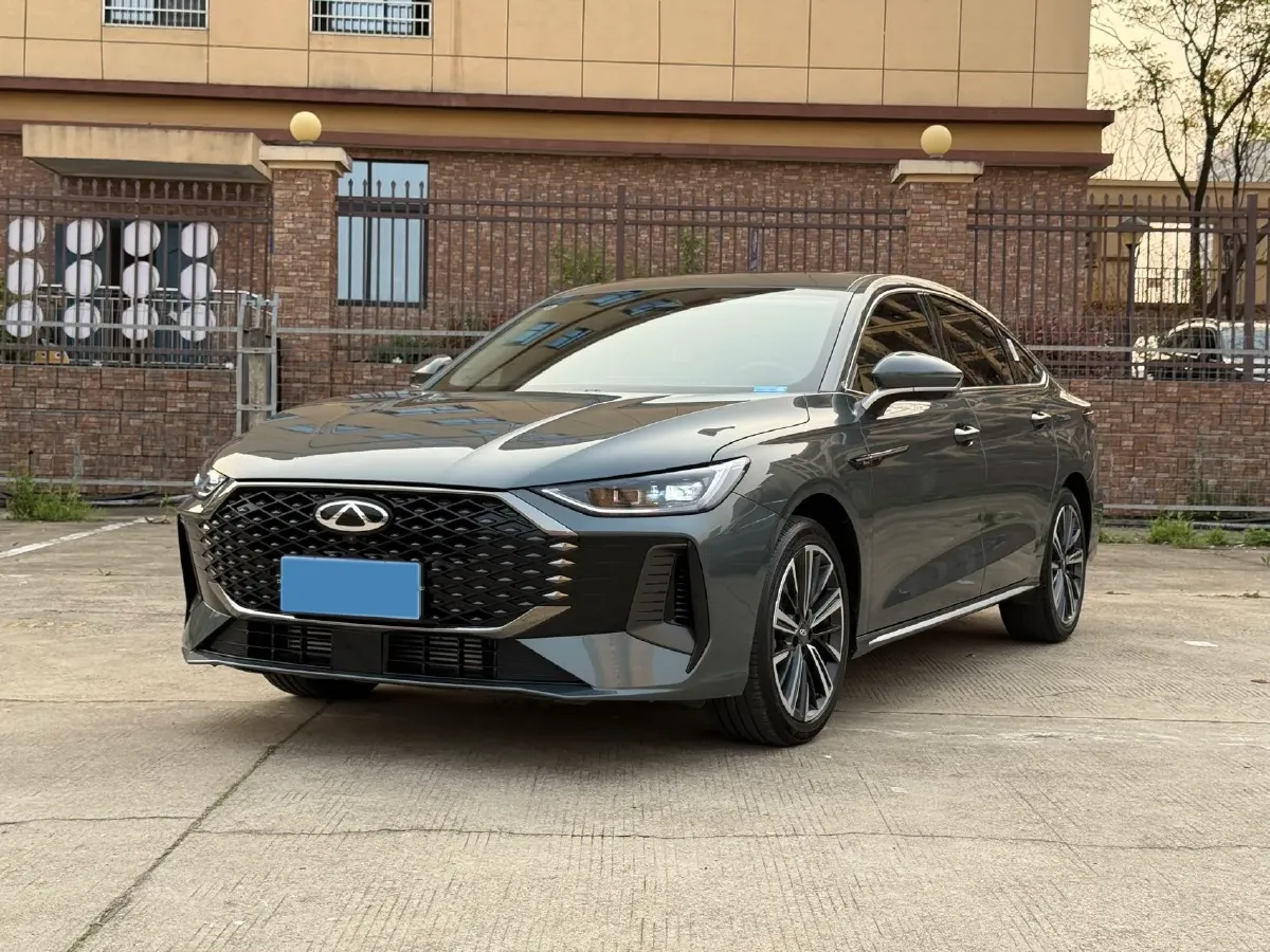 2025 Chery Arrizo 8 Pro 1.6T 197HP L4 7DCT,autocango,china used car exporter,china ev exporter,chinese used car exporter,chinese used ev exporter