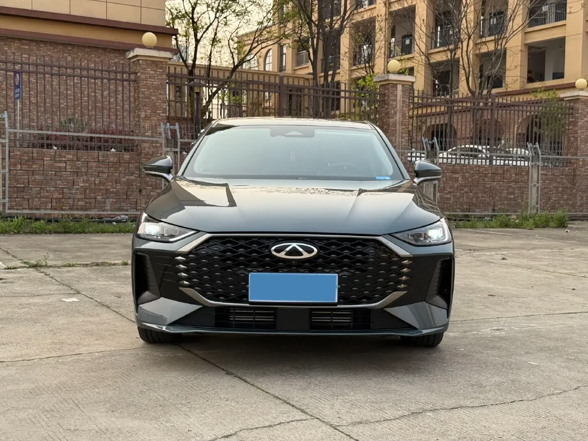 2025 Chery Arrizo 8 Pro 1.6T 197HP L4 7DCT,autocango,china used car exporter,china ev exporter,chinese used car exporter,chinese used ev exporter