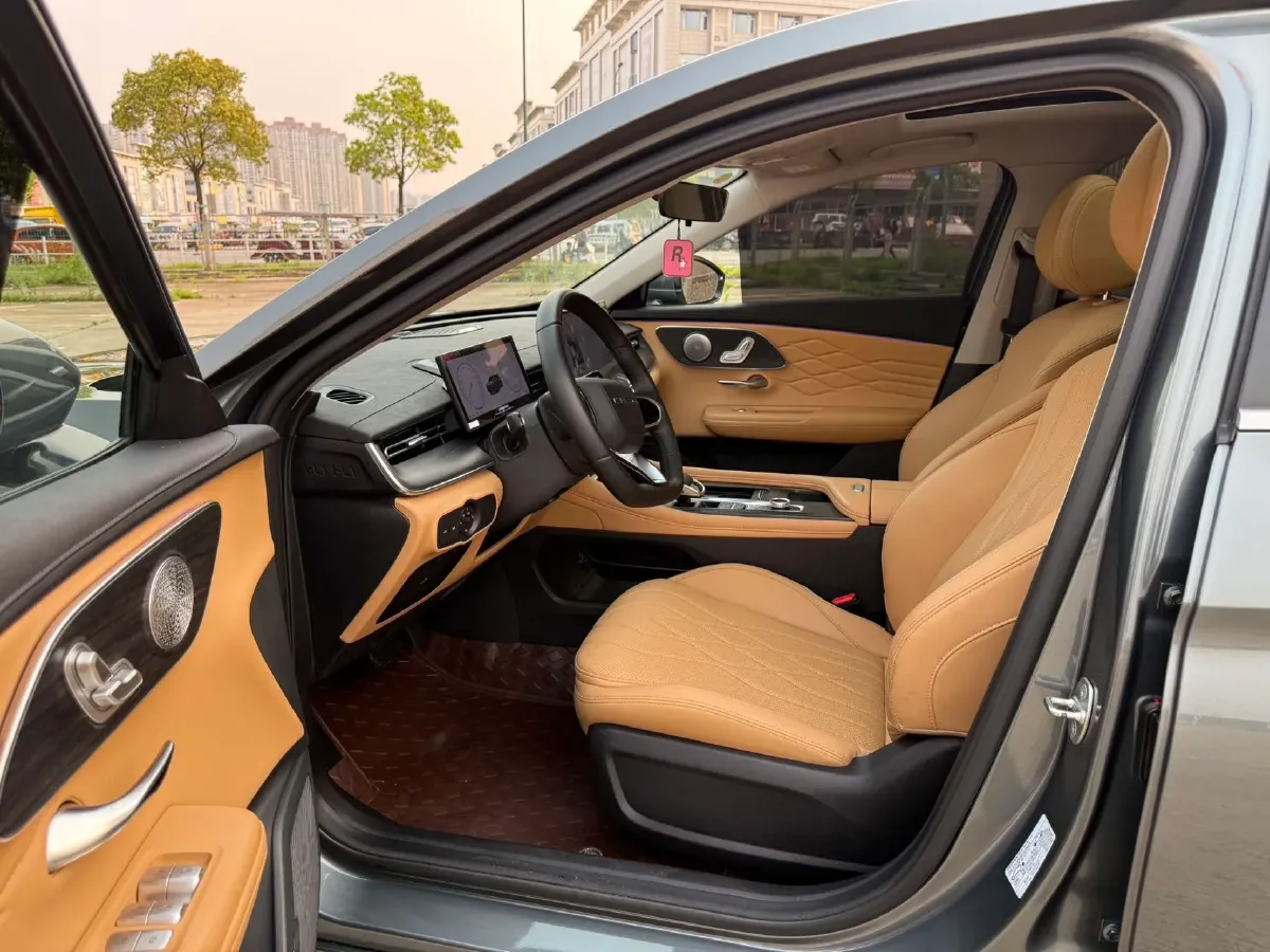 2025 Chery Arrizo 8 Pro 1.6T 197HP L4 7DCT,autocango,china used car exporter,china ev exporter,chinese used car exporter,chinese used ev exporter