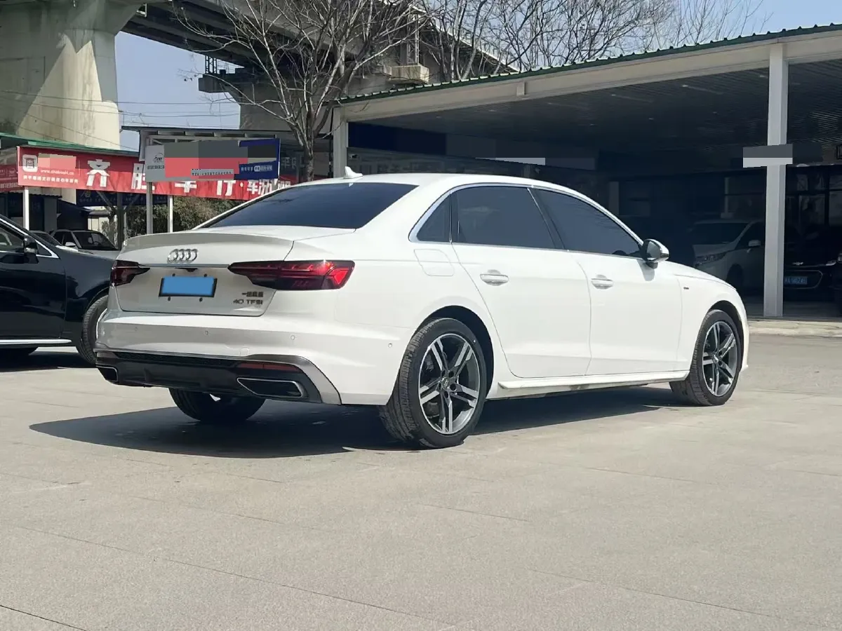 2020 Audi A4L 2.0T 190HP L4 7DCT,autocango,china used car exporter,china ev exporter,chinese used car exporter,chinese used ev exporter