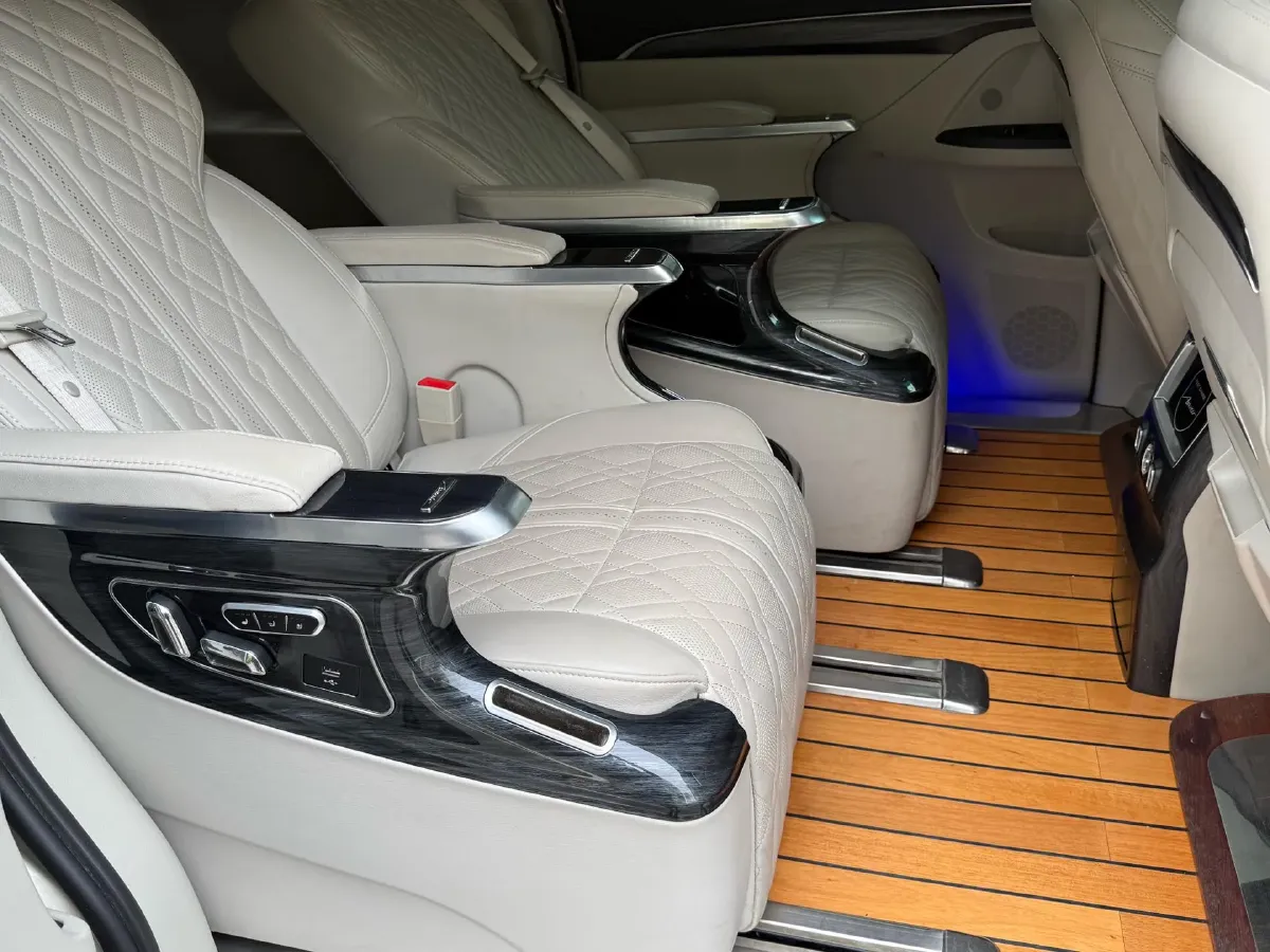 2020 Buick GL8 2.0T 237HP L4 9AT,autocango,china used car exporter,china ev exporter,chinese used car exporter,chinese used ev exporter