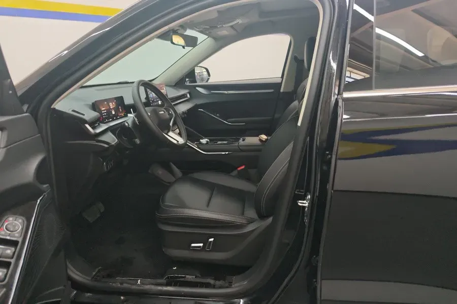 2024 Haval H6 1.5T 184HP L4 7DCT,autocango,china used car exporter,china ev exporter,chinese used car exporter,chinese used ev exporter