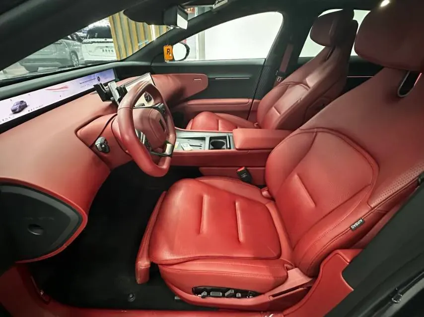 2025 Avatr 12 1.5T 156HP L4 REEV,autocango,china used car exporter,china ev exporter,chinese used car exporter,chinese used ev exporter