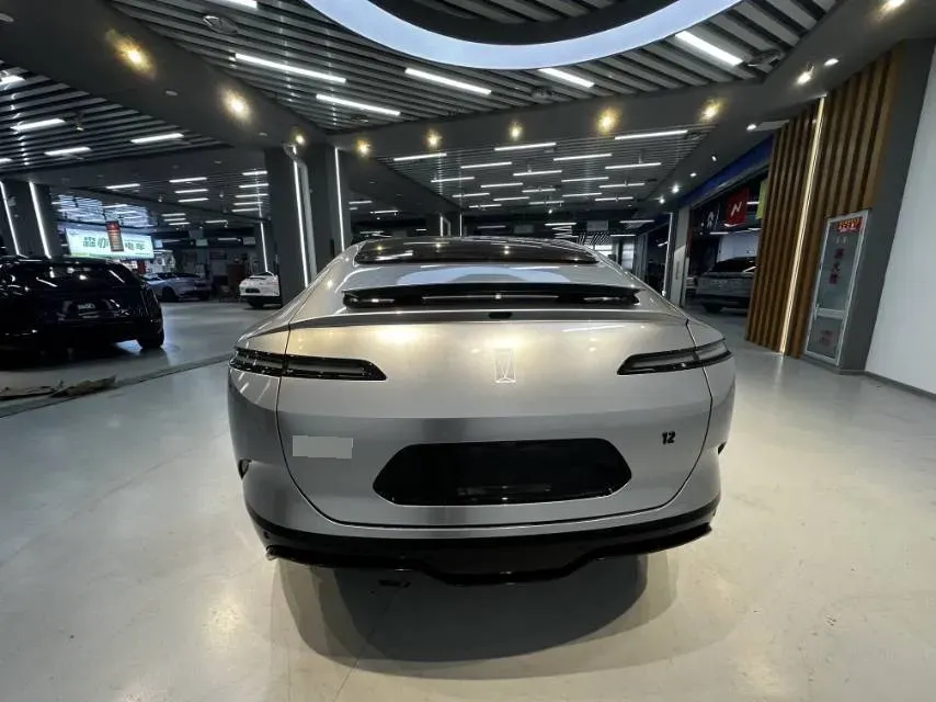 2025 Avatr 12 1.5T 156HP L4 REEV,autocango,china used car exporter,china ev exporter,chinese used car exporter,chinese used ev exporter