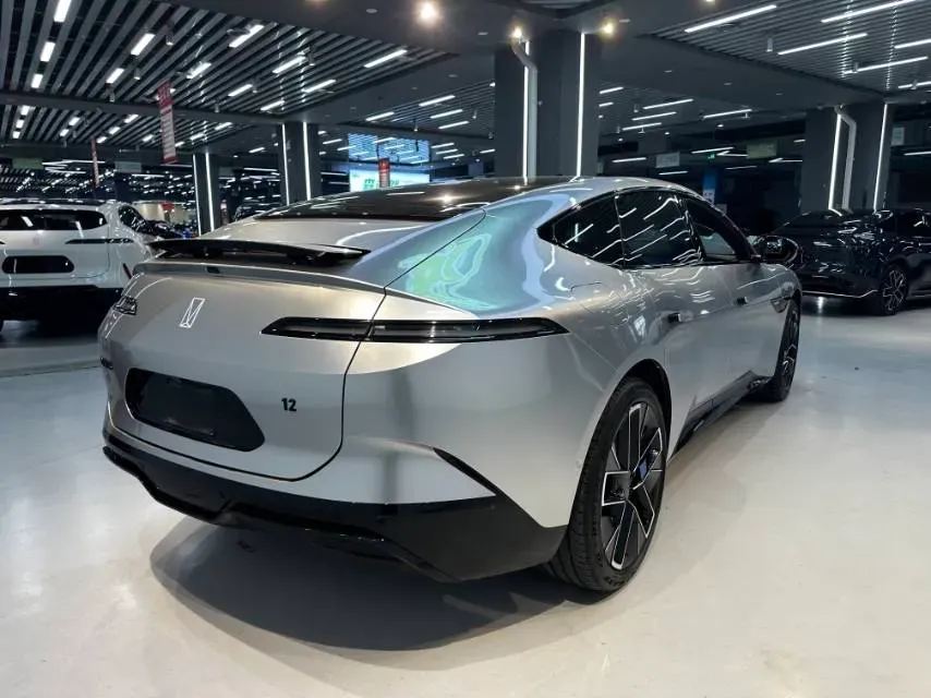 2025 Avatr 12 1.5T 156HP L4 REEV,autocango,china used car exporter,china ev exporter,chinese used car exporter,chinese used ev exporter