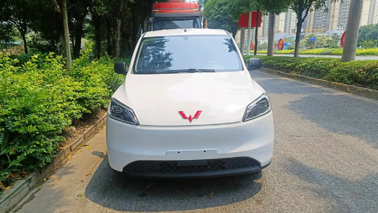 2024 WuLing HongGuang New Energy BEV 32.6KWH,autocango,china used car exporter,china ev exporter,chinese used car exporter,chinese used ev exporter