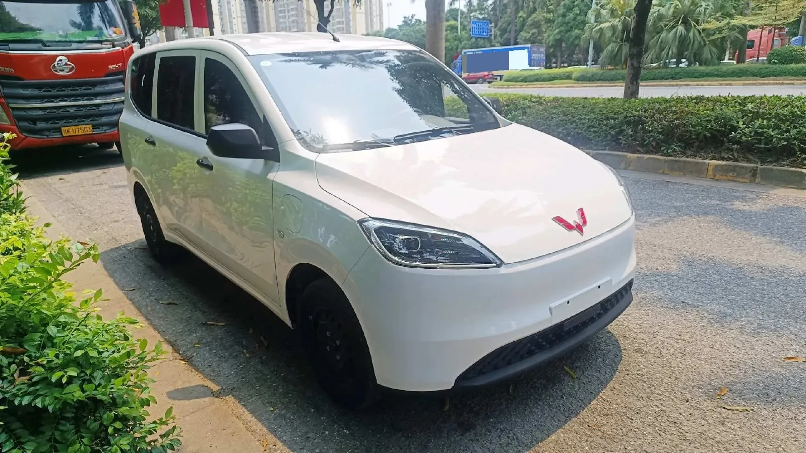 2024 WuLing HongGuang New Energy BEV 32.6KWH,autocango,china used car exporter,china ev exporter,chinese used car exporter,chinese used ev exporter