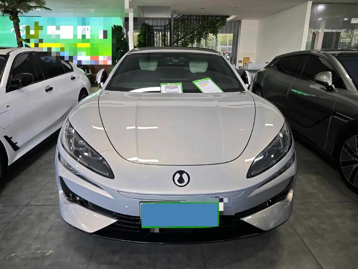 2024 Denza DenzaZ9GT 2.0T 207HP L4 E-CVT PHEV 38.5KWH,autocango,china used car exporter,china ev exporter,chinese used car exporter,chinese used ev exporter