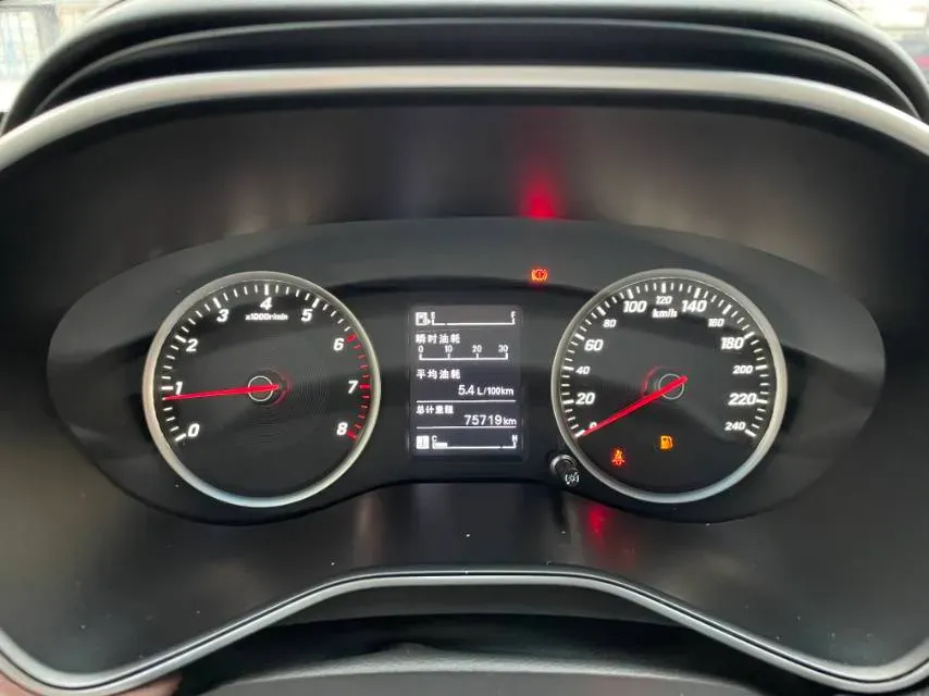 2018 BaoJun 530 1.5T 150HP L4 6MT,autocango,china used car exporter,china ev exporter,chinese used car exporter,chinese used ev exporter